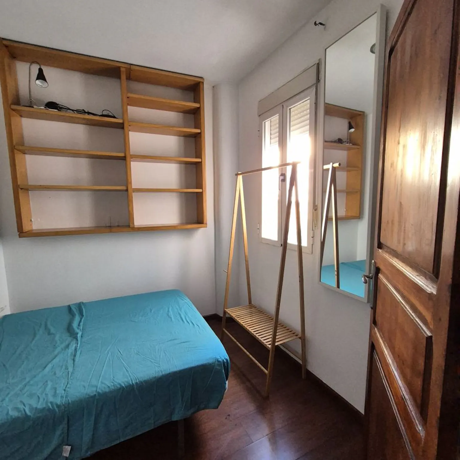 Carrer de la Corona, Valencia preview