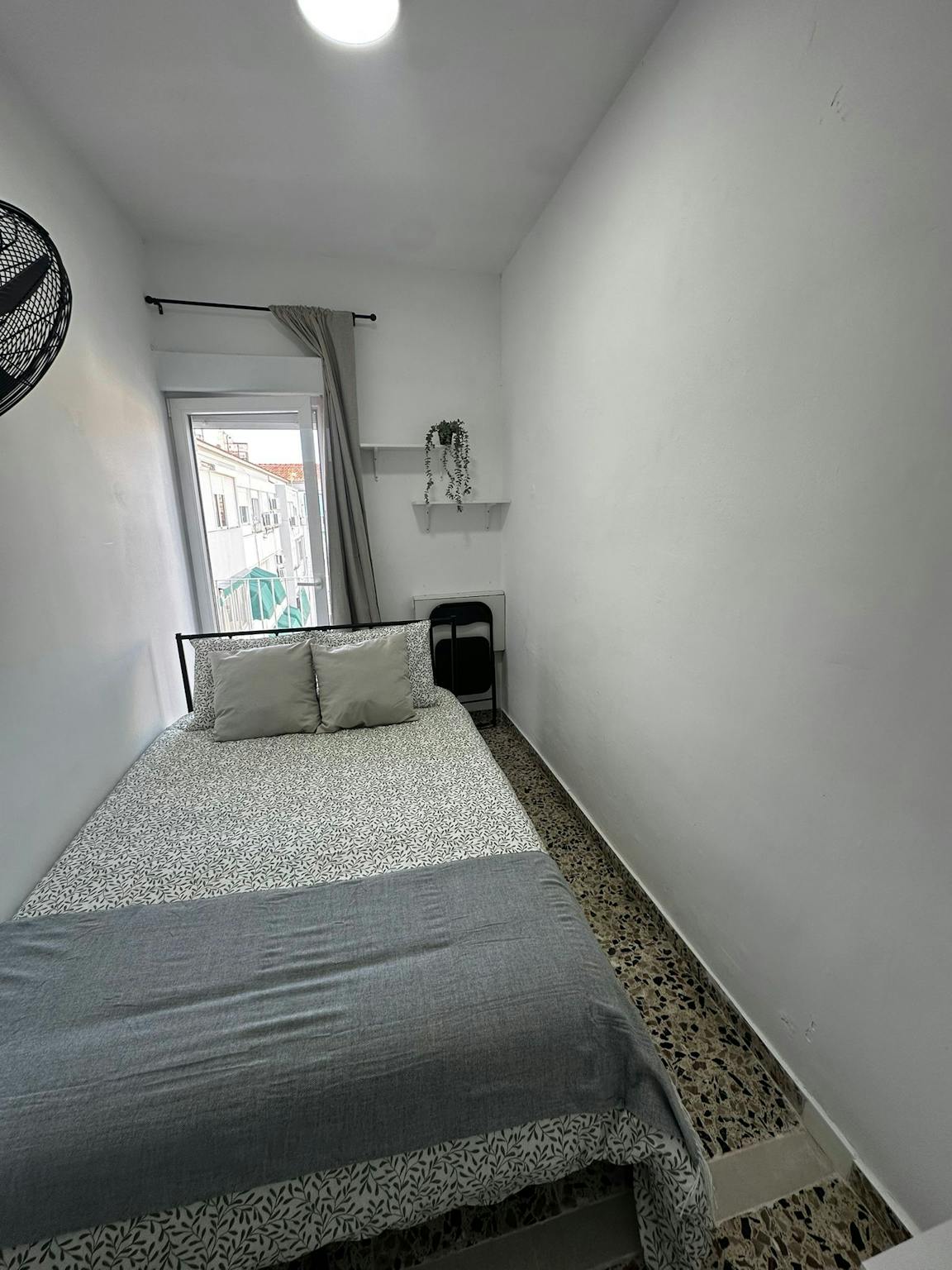 Calle de Miguel Jiménez Reyes, Alicante (Alacant) preview