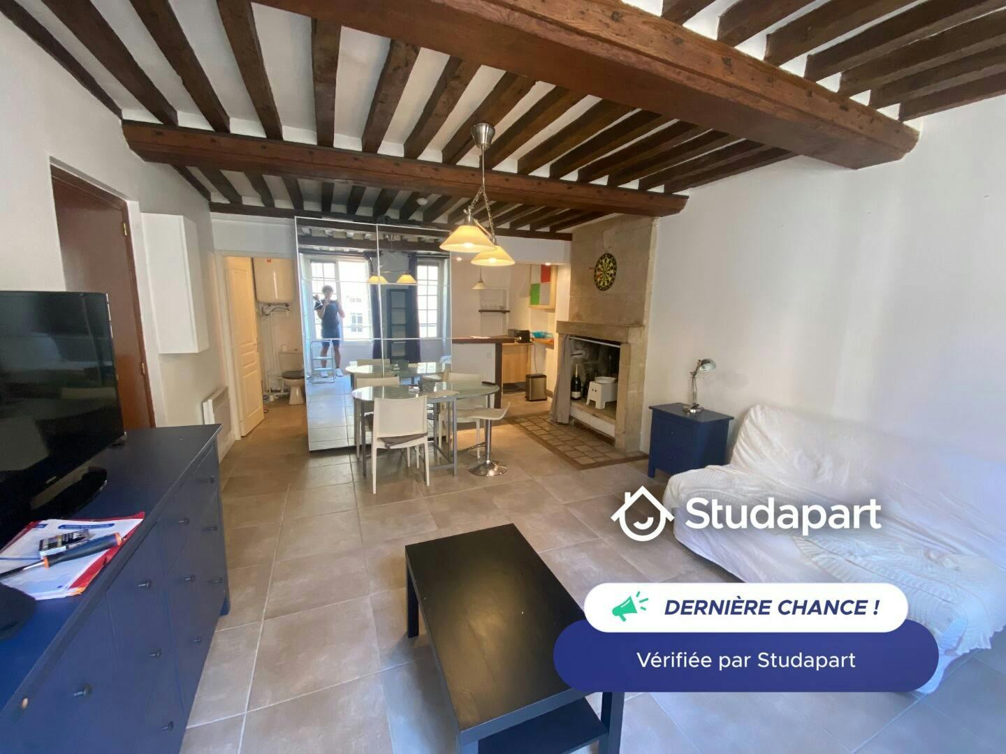 Appartamento in affitto a 690 € al mese a Caen, Rue du Vaugueux