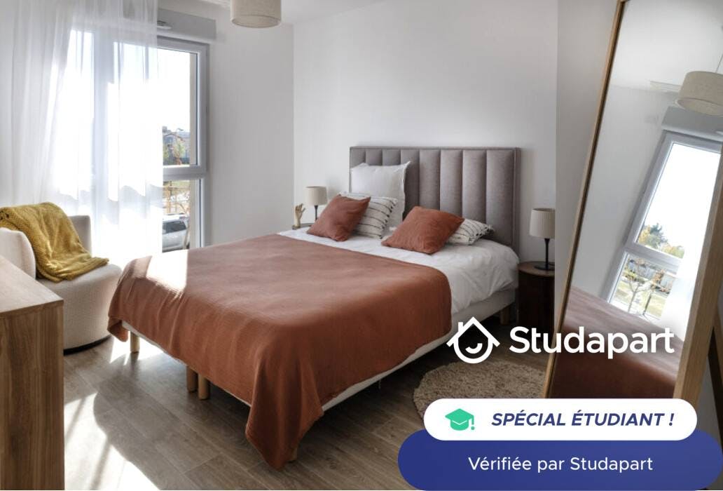 Отдельная комната сдается в аренду за 665 € в месяц в Charnay-lès-Mâcon, Rue de Hongrie