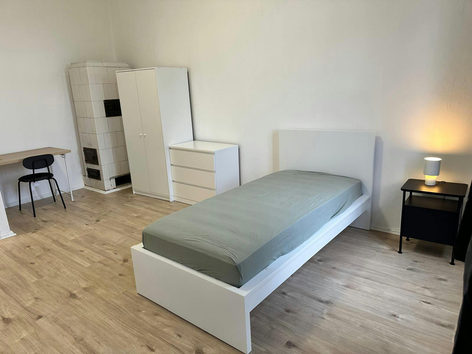 Private room for rent for €700 per month in Berlin, Rathenower Straße
