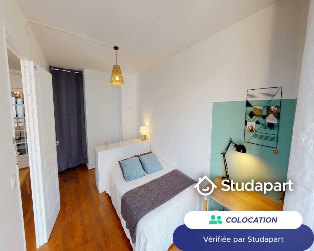 Private room for rent for €1,165 per month in Paris, Rue Juge