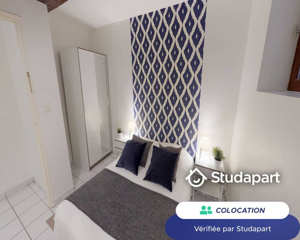 Private room for rent on Rue Neuve, Lyon