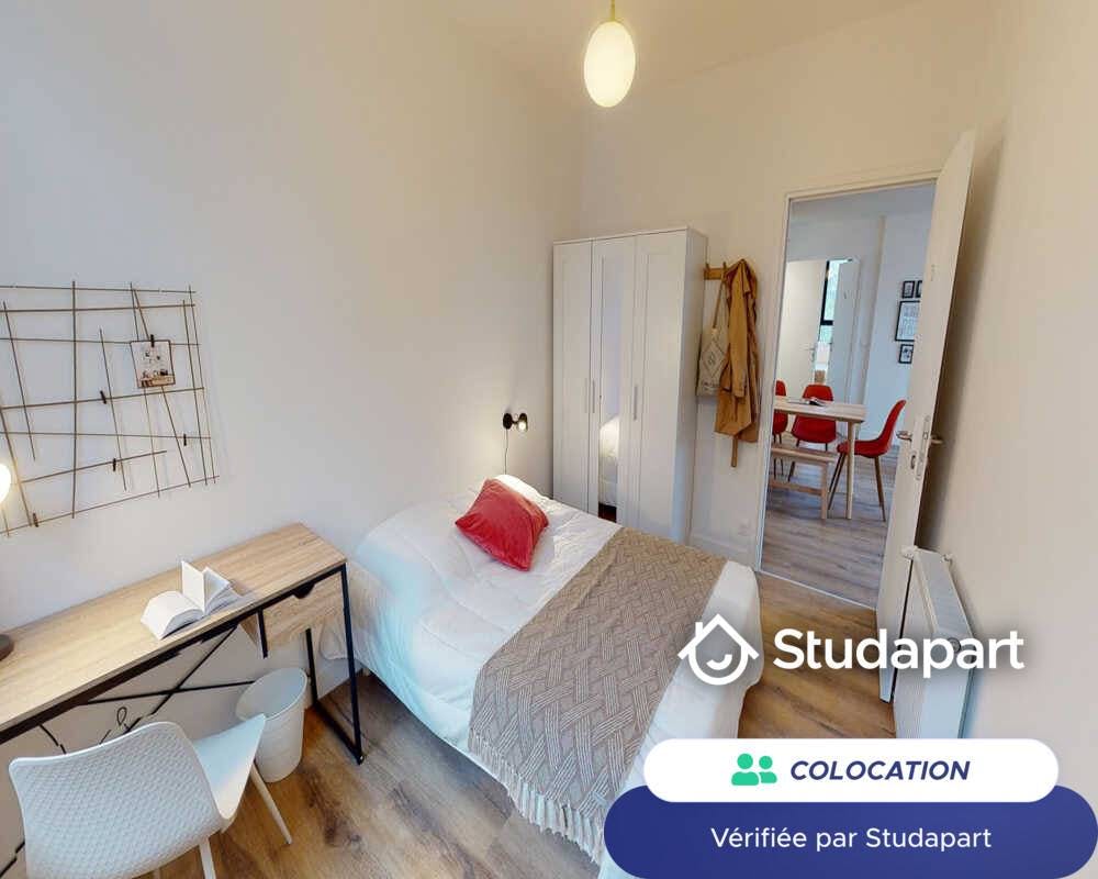 Private room for rent for €865 per month in Asnières-sur-Seine, Avenue Sainte-Anne