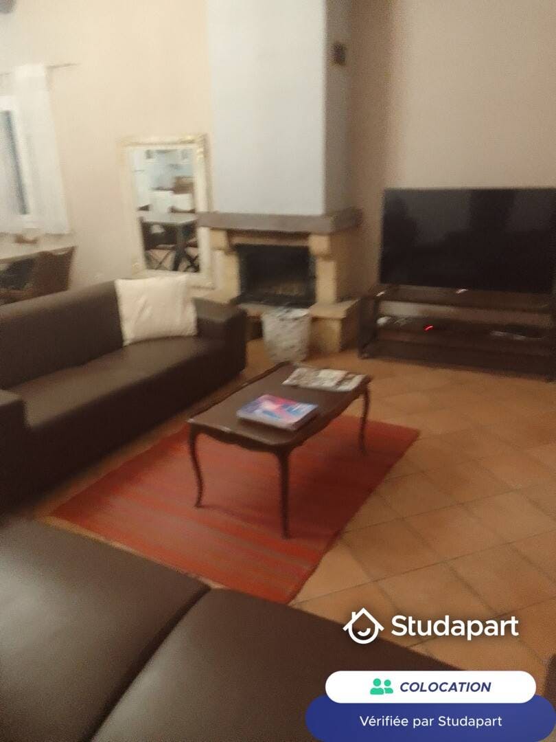 Private room for rent for €480 per month in Avignon, Chemin des Jardins Neufs