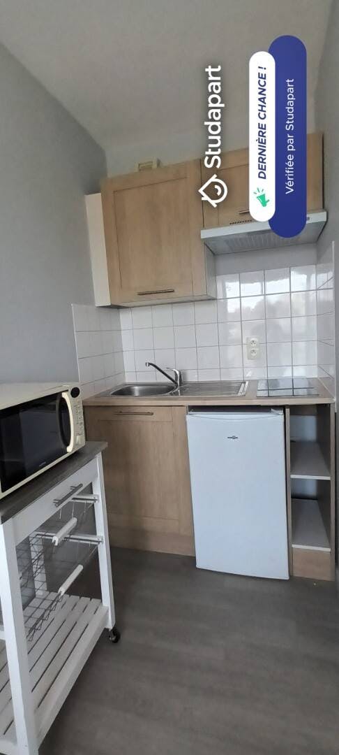 Apartment for rent for €500 per month in Le Mans, Avenue de la Libération