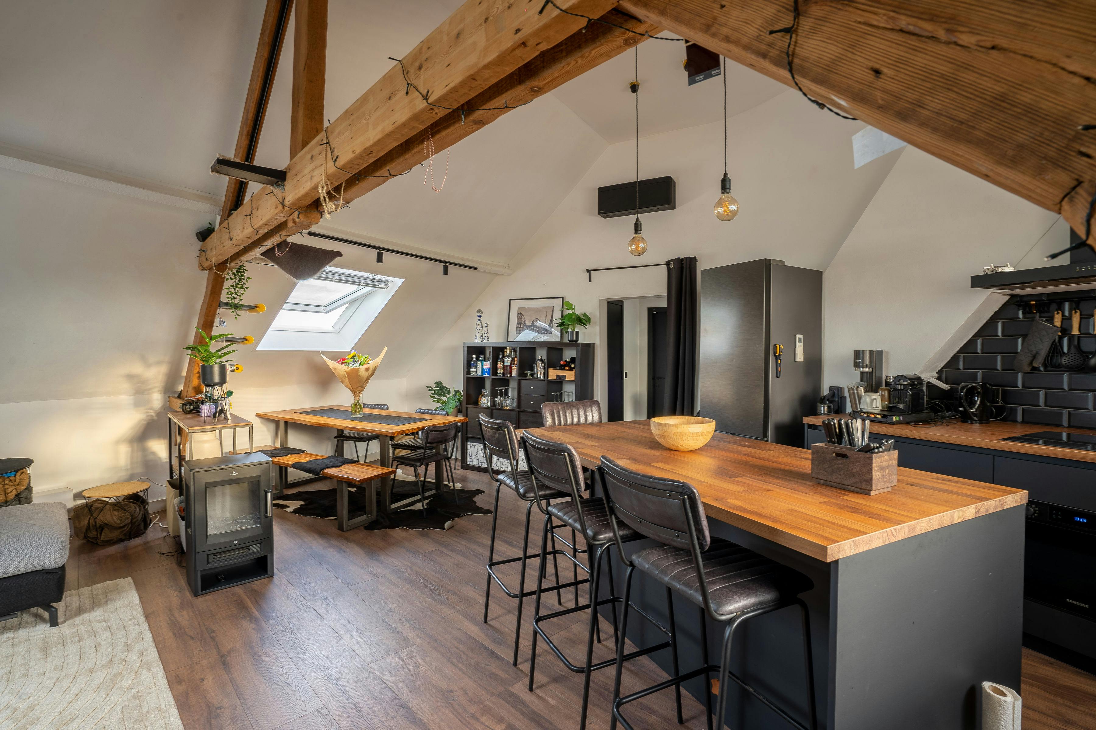 Lägenhet att hyra för 1 850 € i månaden i Antwerpen, Brusselstraat