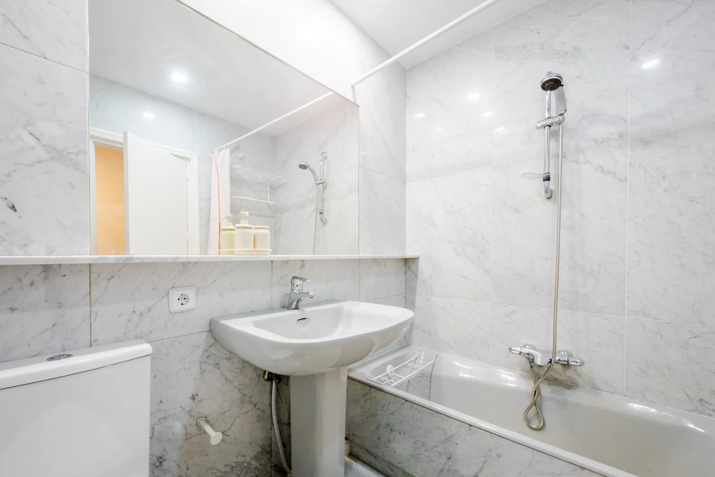 Private room in Calle de Mauricio Legendre, Madrid (1668681) COMMON_AREA 4
