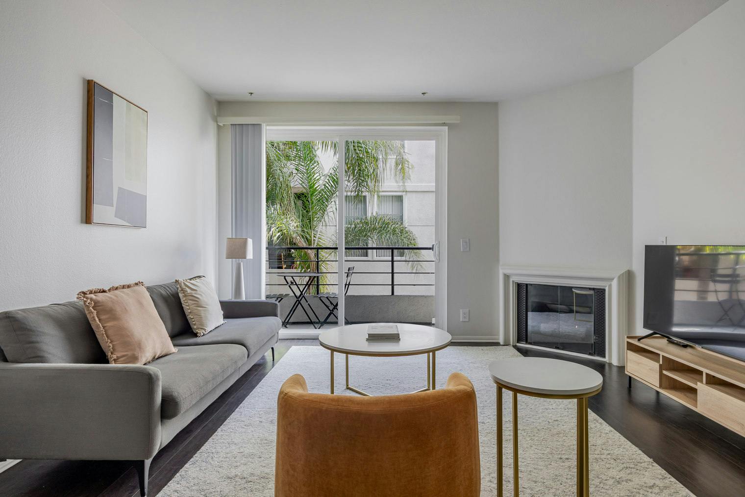 Apartment for rent for $6,030 per month in Los Angeles, Marina Pointe Drive