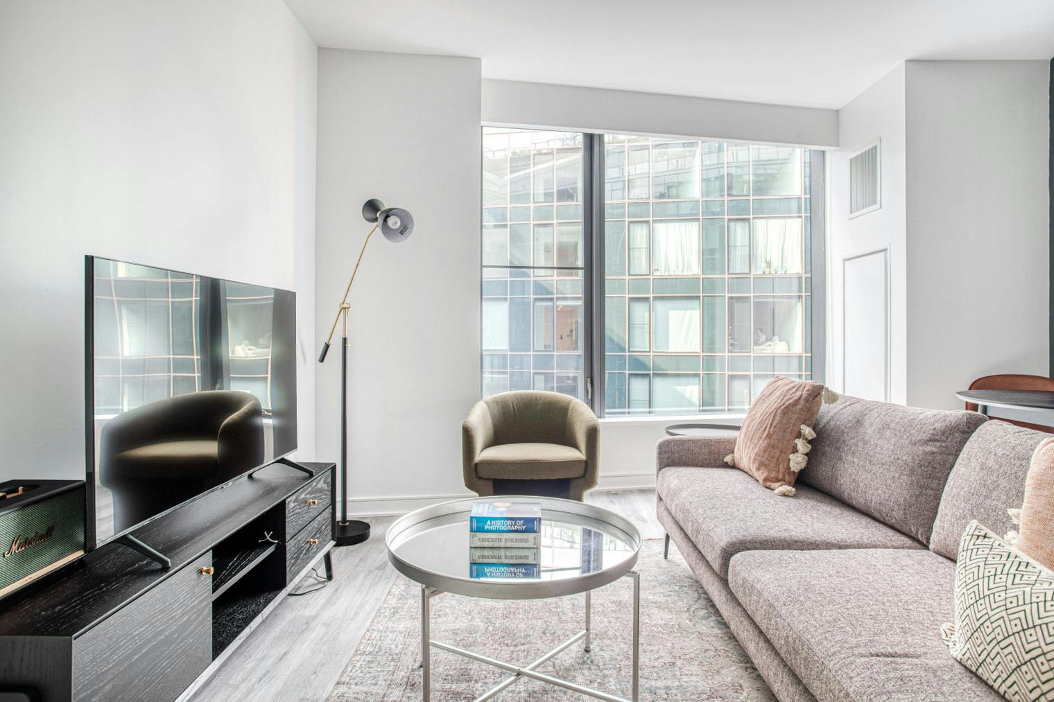 Wohnung zu mieten für $5,859 pro Monat in Washington, D.C., 1st Street Southeast