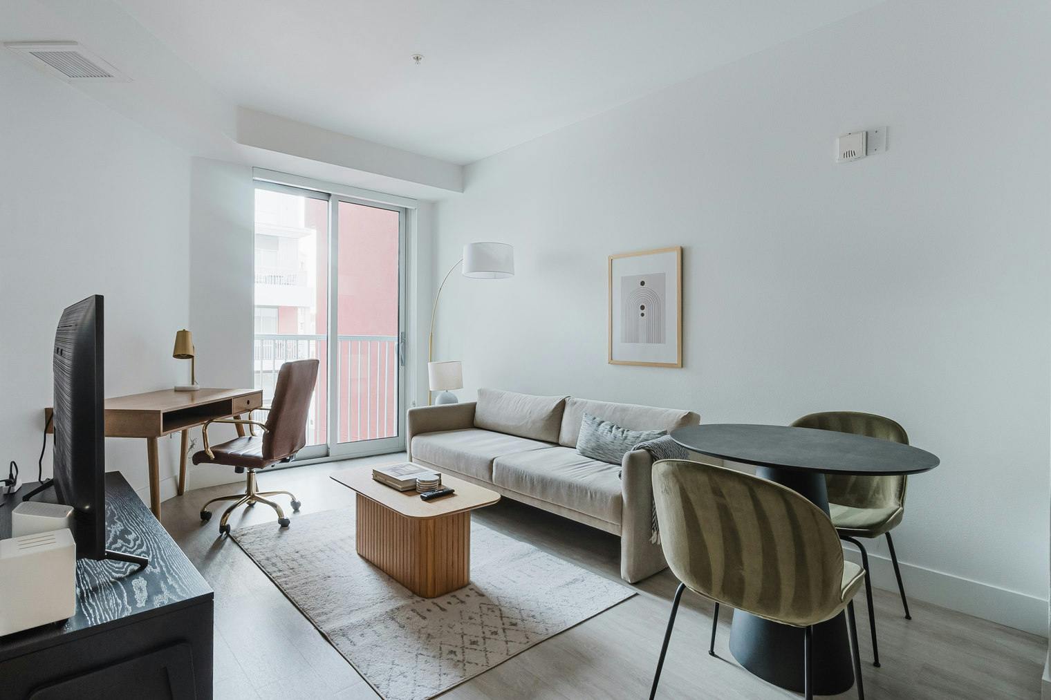 Mieszkanie do wynajęcia za $4,955 miesięcznie w mieście Redwood City, Marshall Street