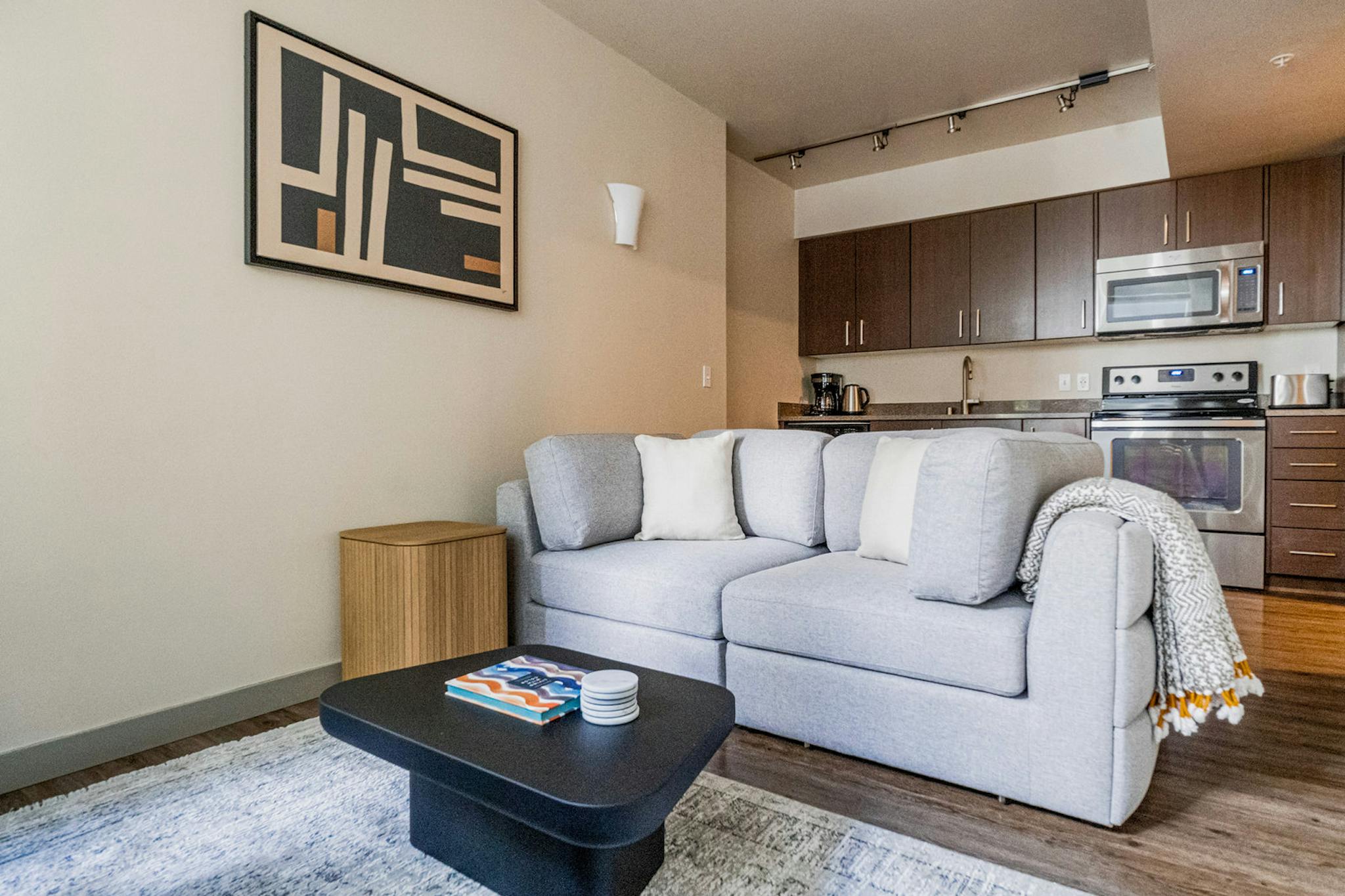 10th Avenue, Seattle, WA preview