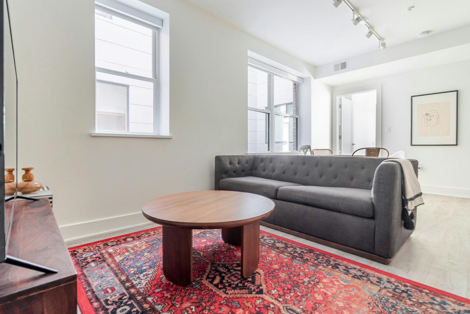 Квартира за оренду для $6,313 на місяць у Washington, D.C., Potomac Avenue Southeast