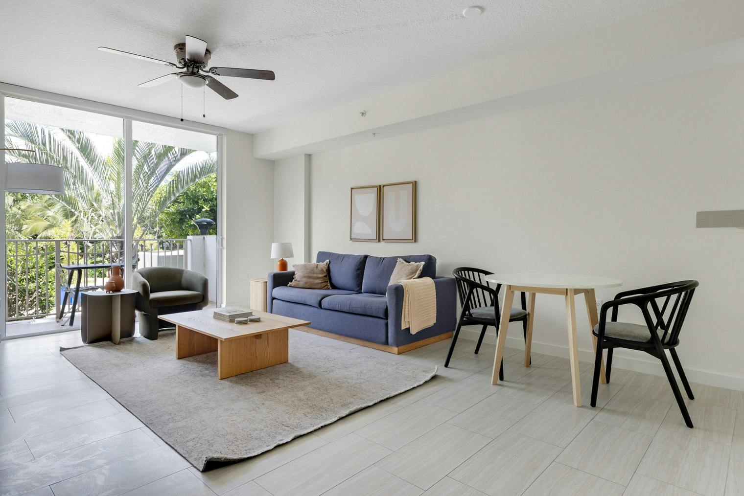 公寓 正在以 $5,951 的月租出租，其位于 Miami, Northeast 39th Street
