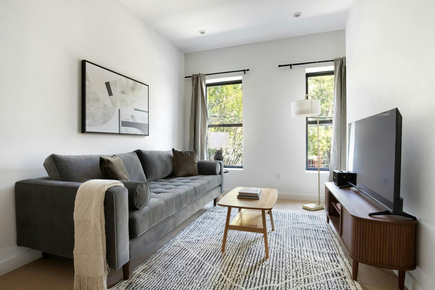 Apartment for rent for $5,913 per month in Kings County, Kingsland Avenue