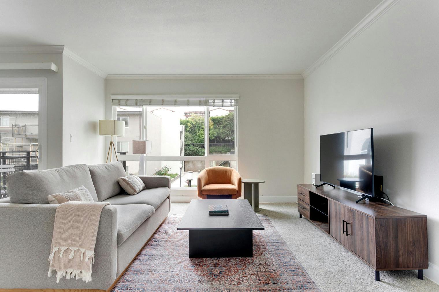 Apartment for rent for $3,683 per month in Rancho Palos Verdes, Peacock Ridge Drive