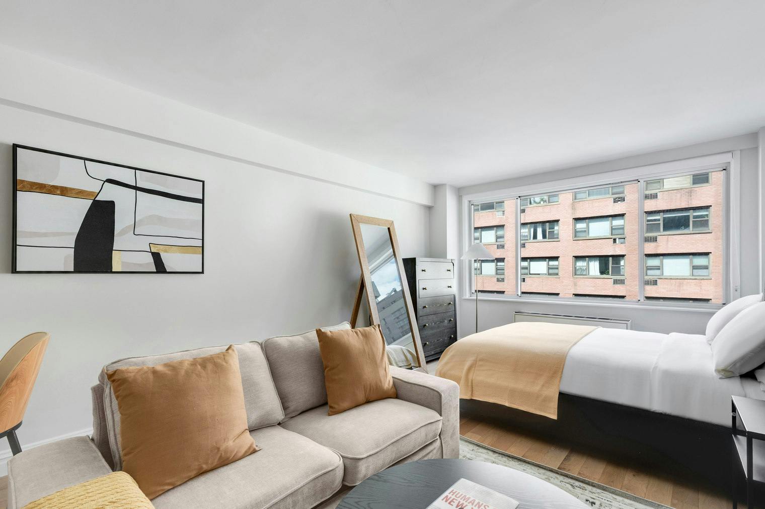 Studio for rent for $8,952 per month in New York City, East 51st Street