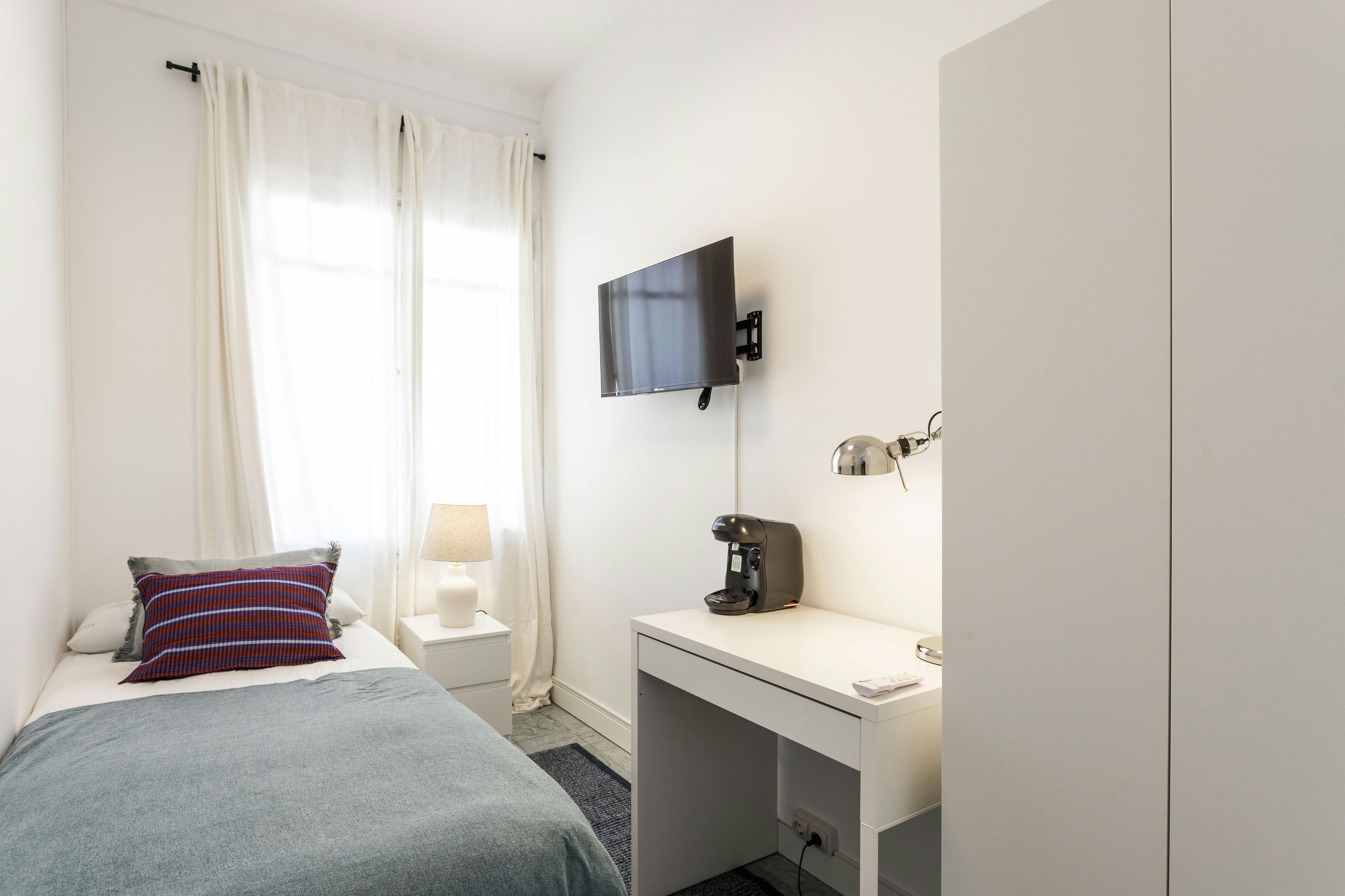 Calle José Gutiérrez Petén, Alicante (Alacant) preview