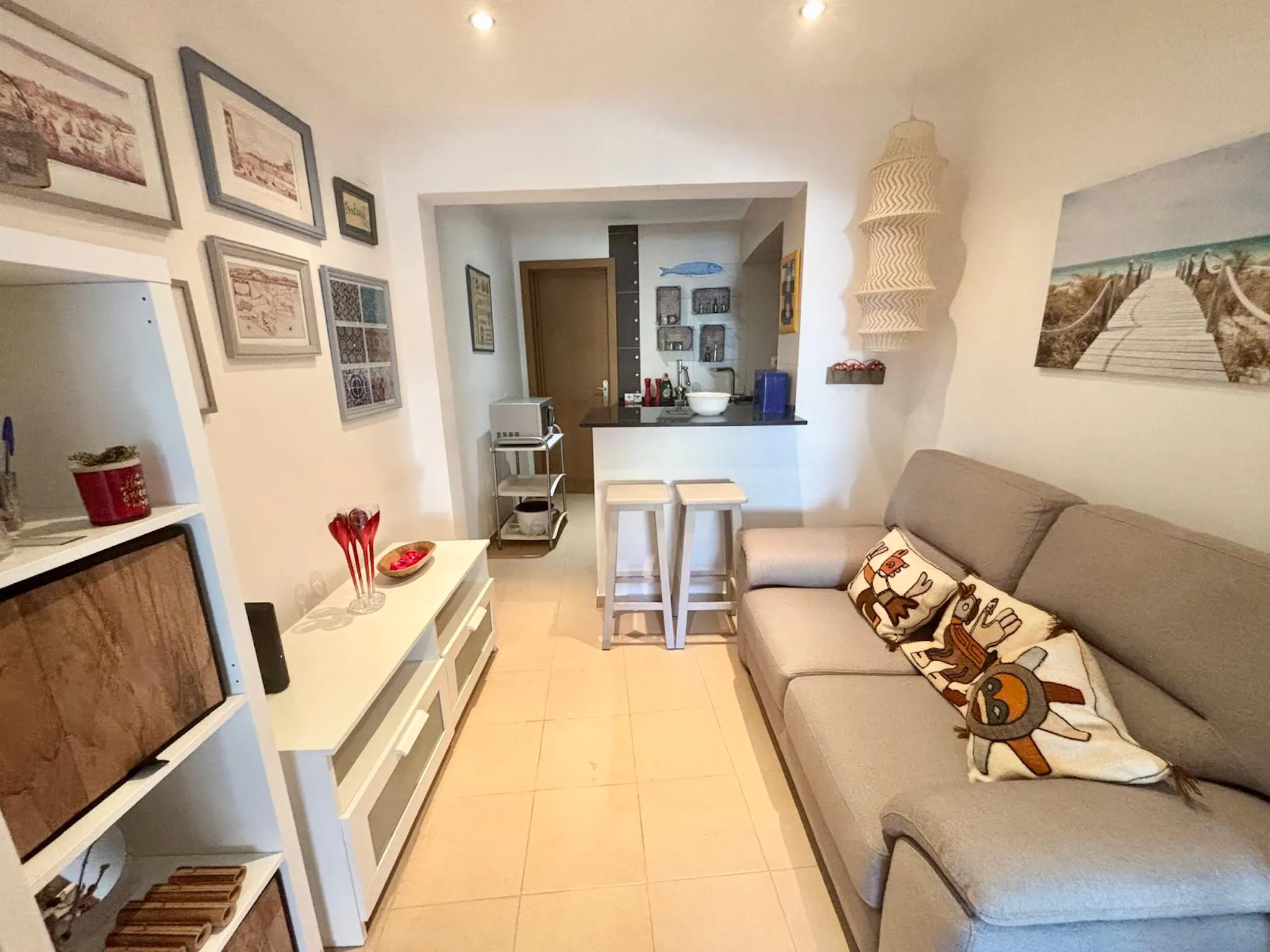 Rua de Entre Muros do Mirante, Lisbon preview