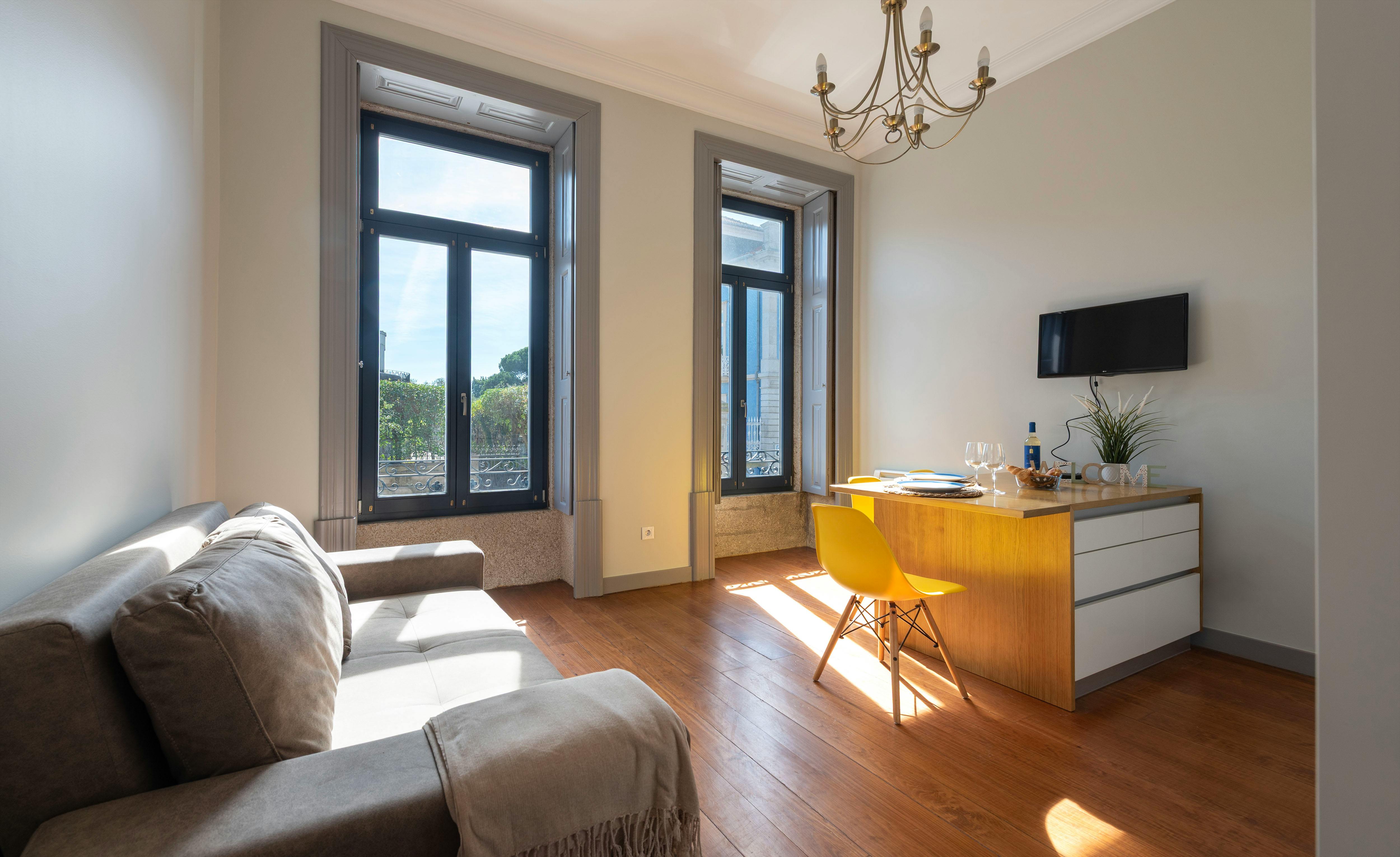 Rua de Álvares Cabral, Porto preview