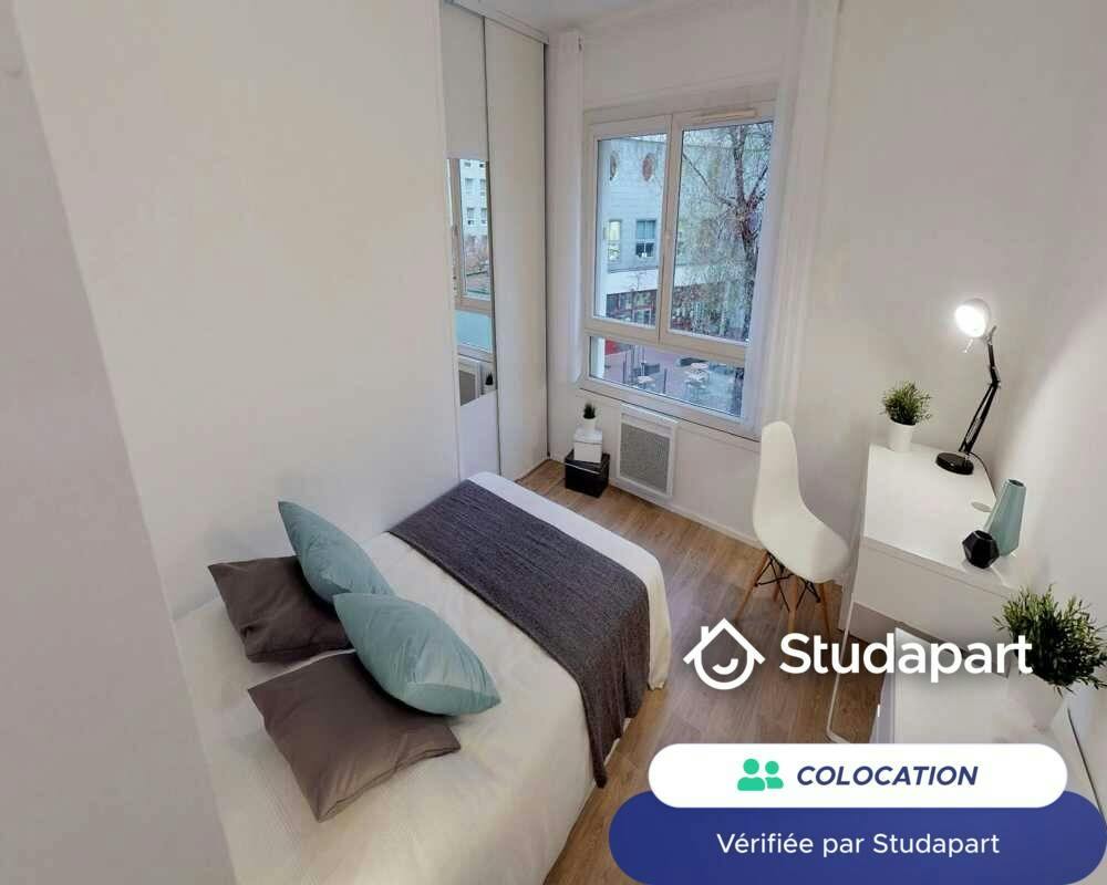 Private room for rent on Rue de Calais, Lille - Vue 3