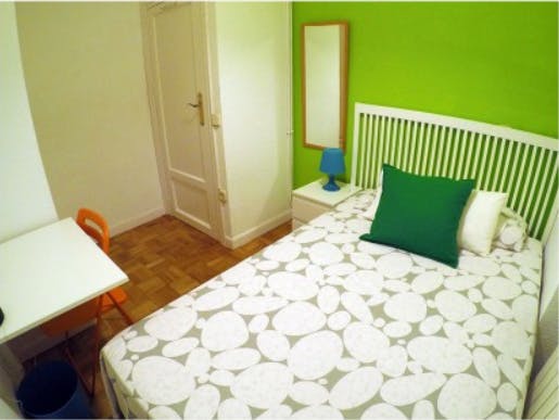 Habitación privada en alquiler por 560 € al mes en Chamberí, Paseo del General Martínez Campos