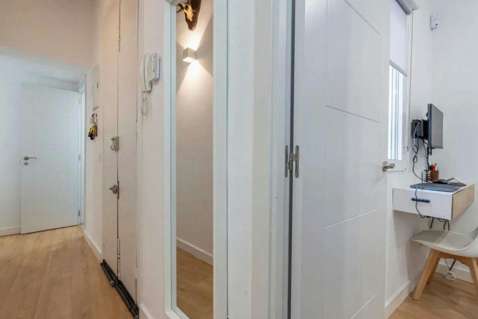 Apartment Madrid, 2 beds — photo 9