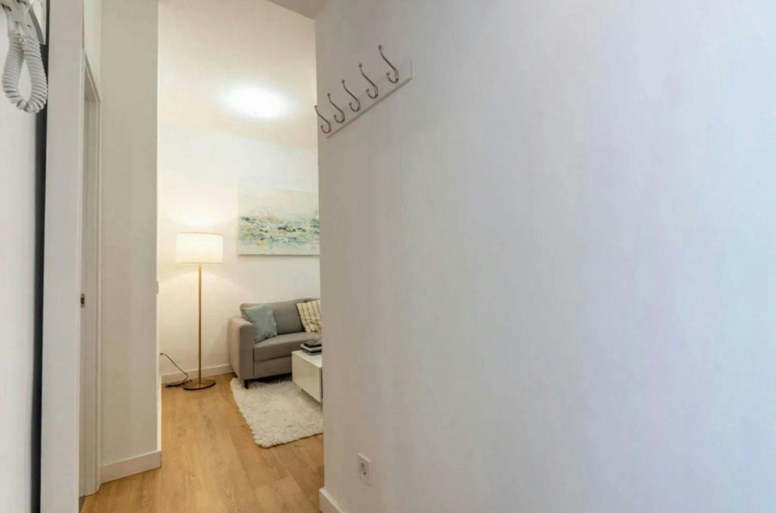 Apartment Madrid, 2 beds — photo 8