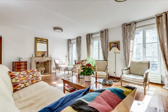 2-Bedroom Apartment in Rue de Grenelle, Paris (1669481) room image 1