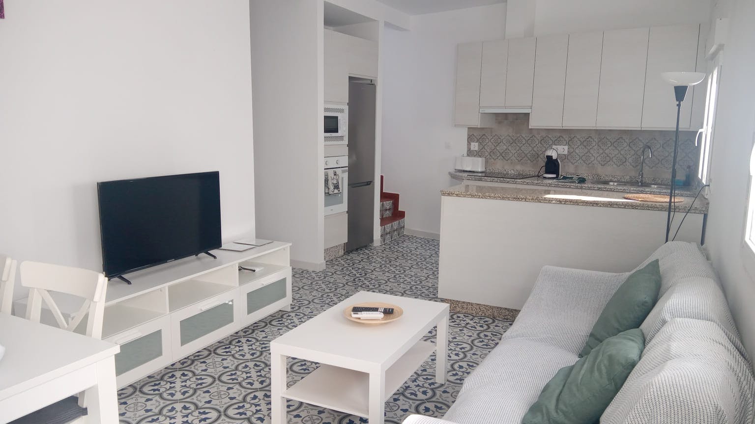 Apartment for rent for €2,000 per month in Zafra, Calle Badajoz