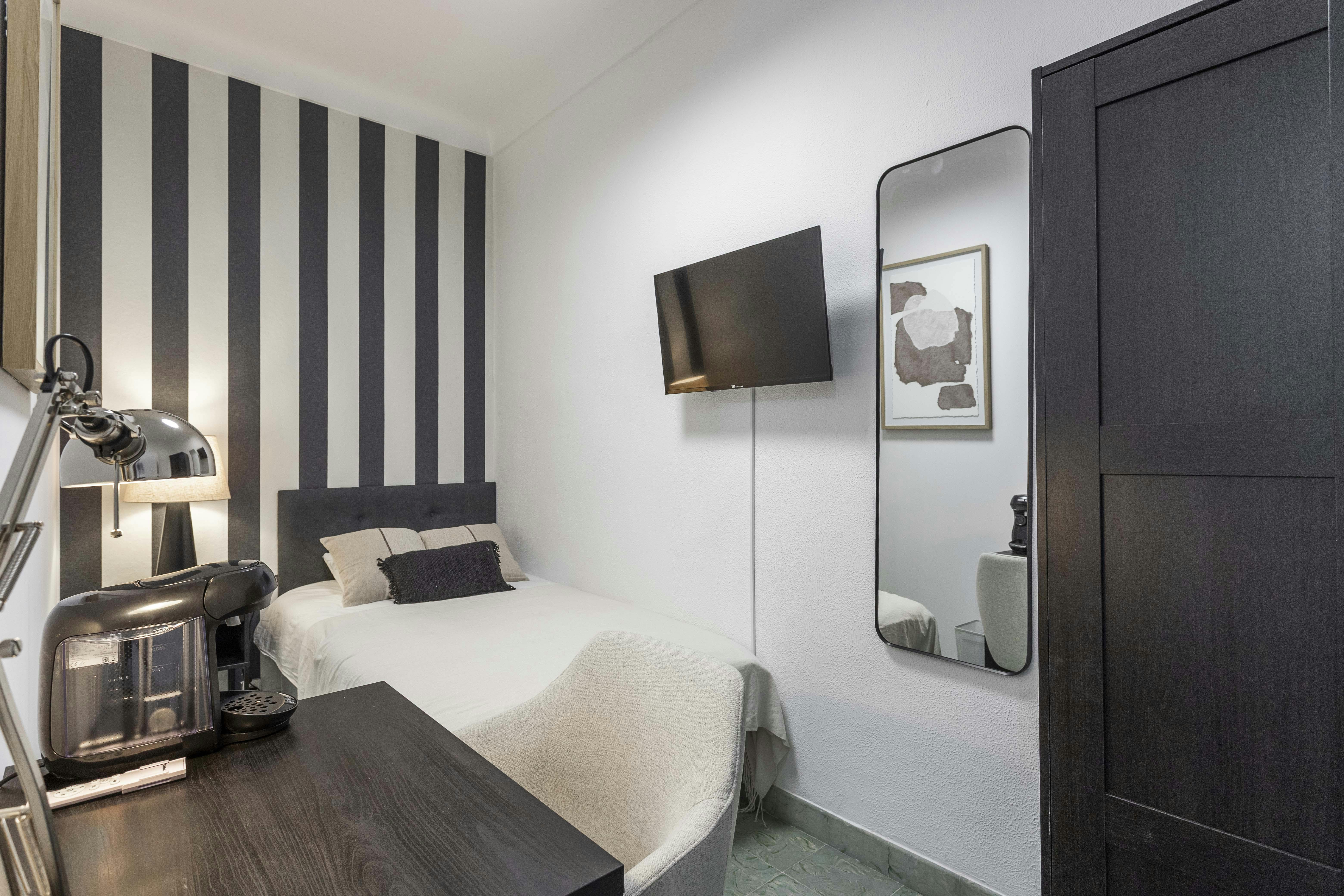 Calle José Gutiérrez Petén, Alicante (Alacant) preview