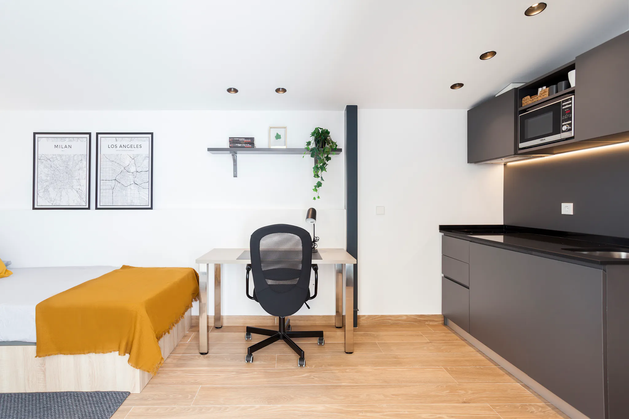 Carrer de Vinaròs, Valencia preview