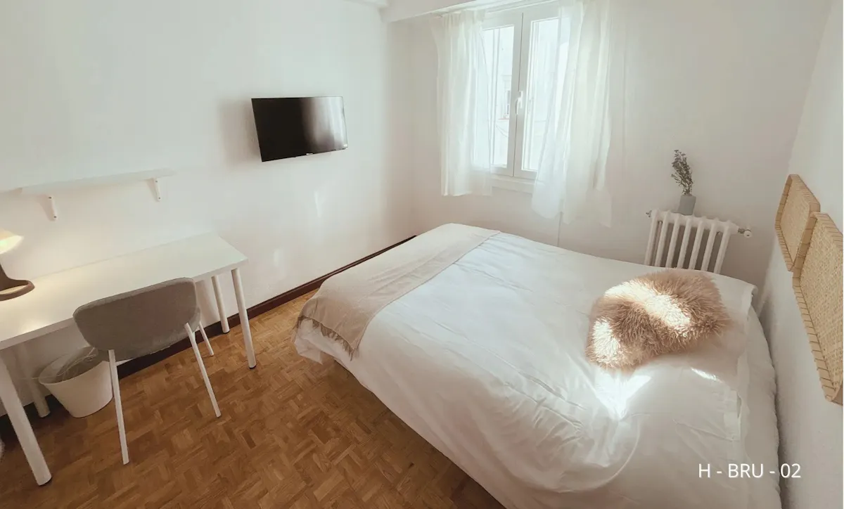 Private room in Avenida de Bruselas, Madrid (1669548) ROOM