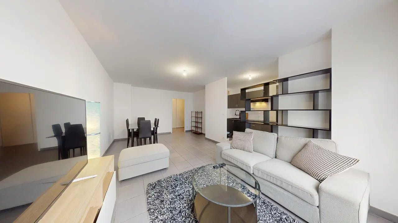 2-Bedroom Apartment in Rue Eugène Fournière, Villeurbanne (1669564) ROOM