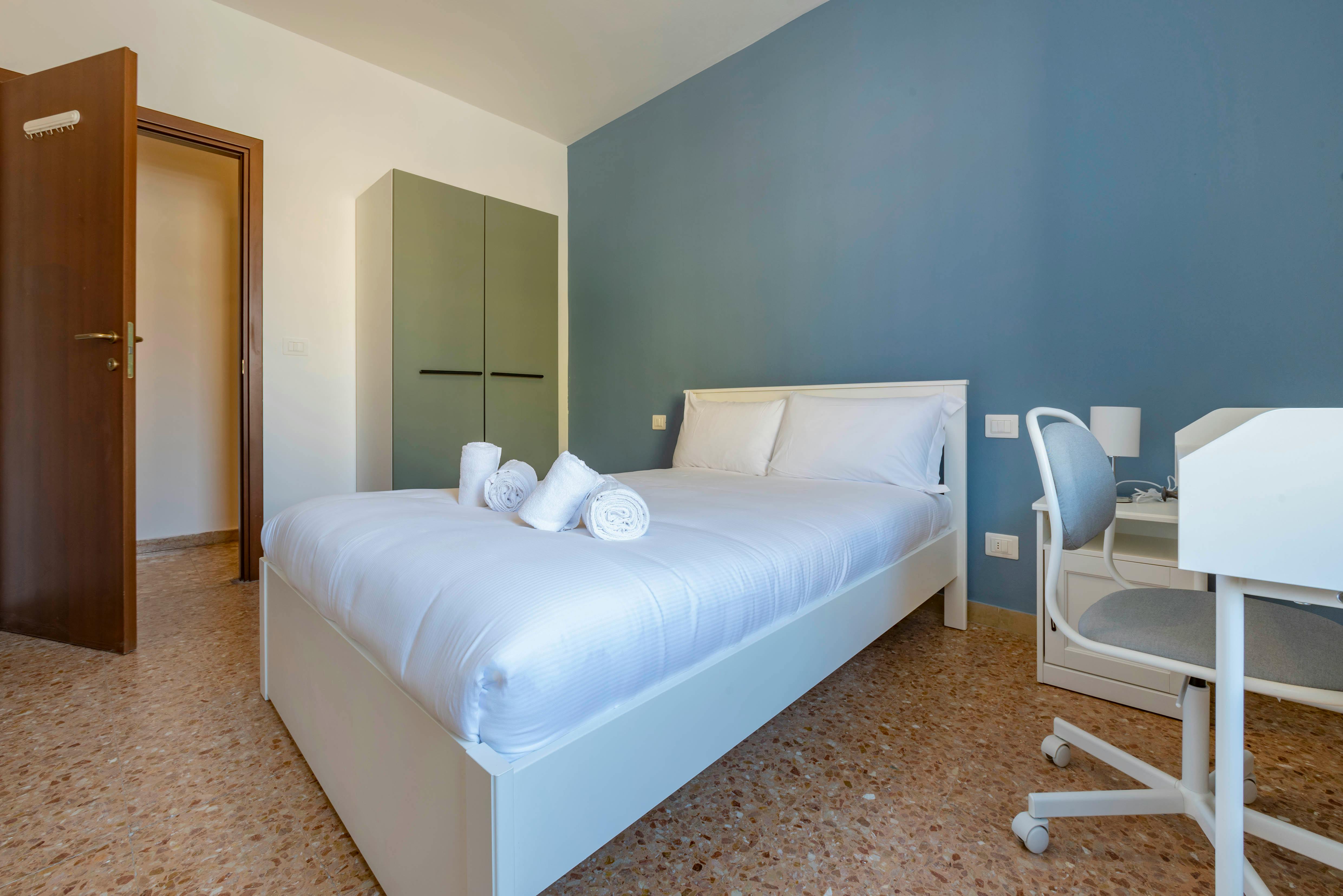 Single room Verona, 1 bed, 17m² — photo 2