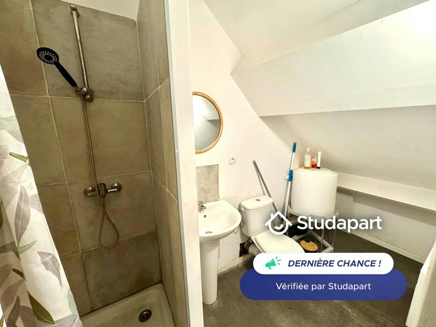 Appartamento in affitto a 490 € al mese a Tourcoing, Rue des Poutrains