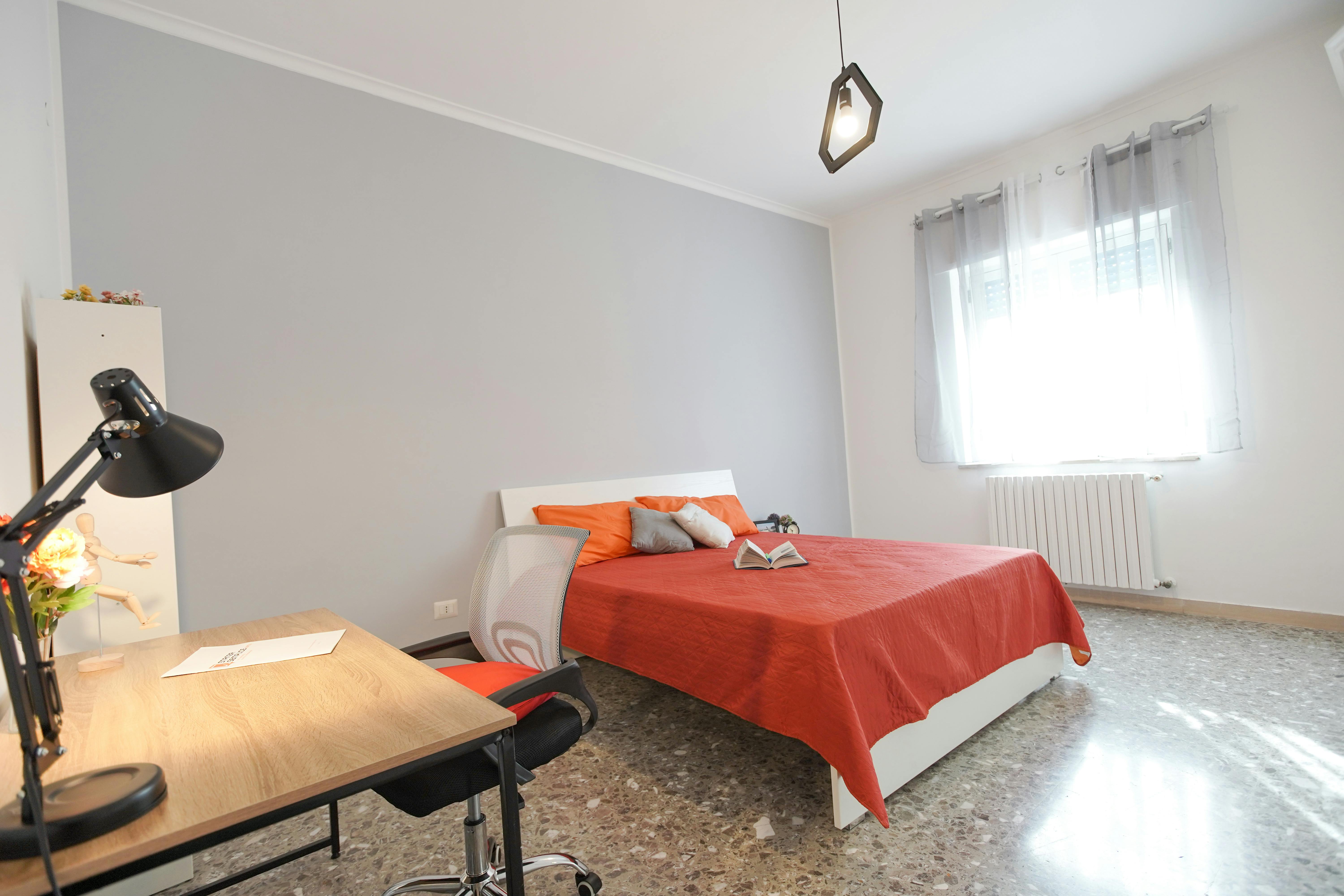Single room Forlì, 1 bed, 14m² — photo 2