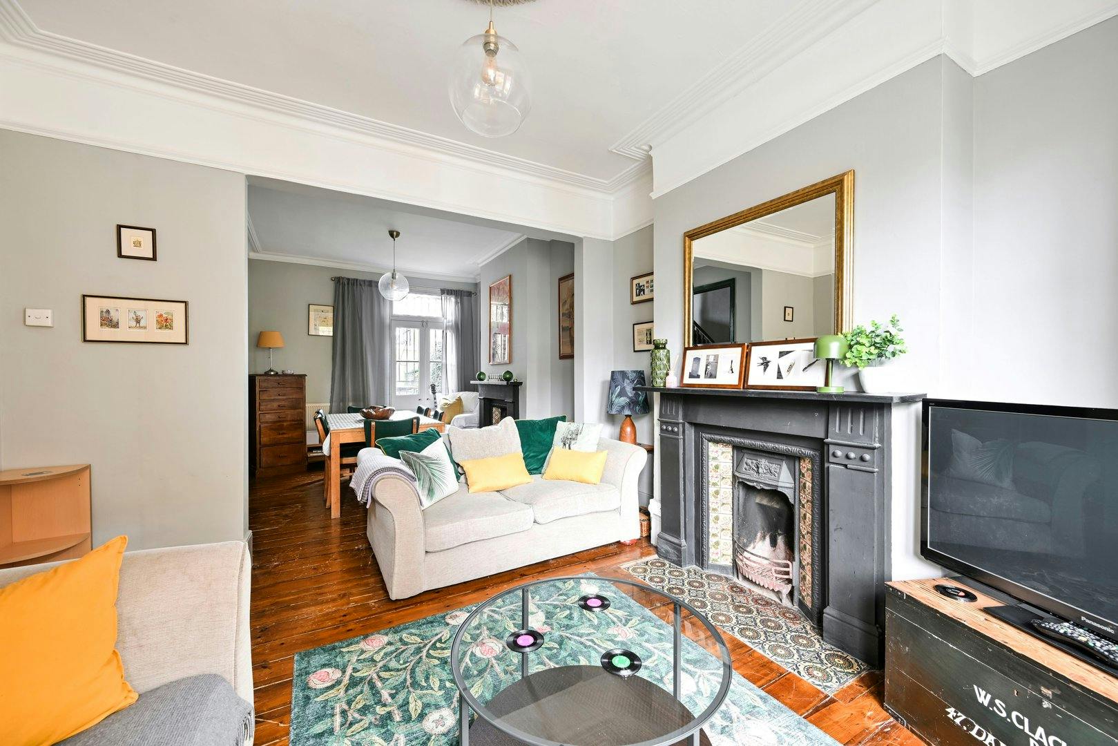 Apartment London, 4 beds — photo 4