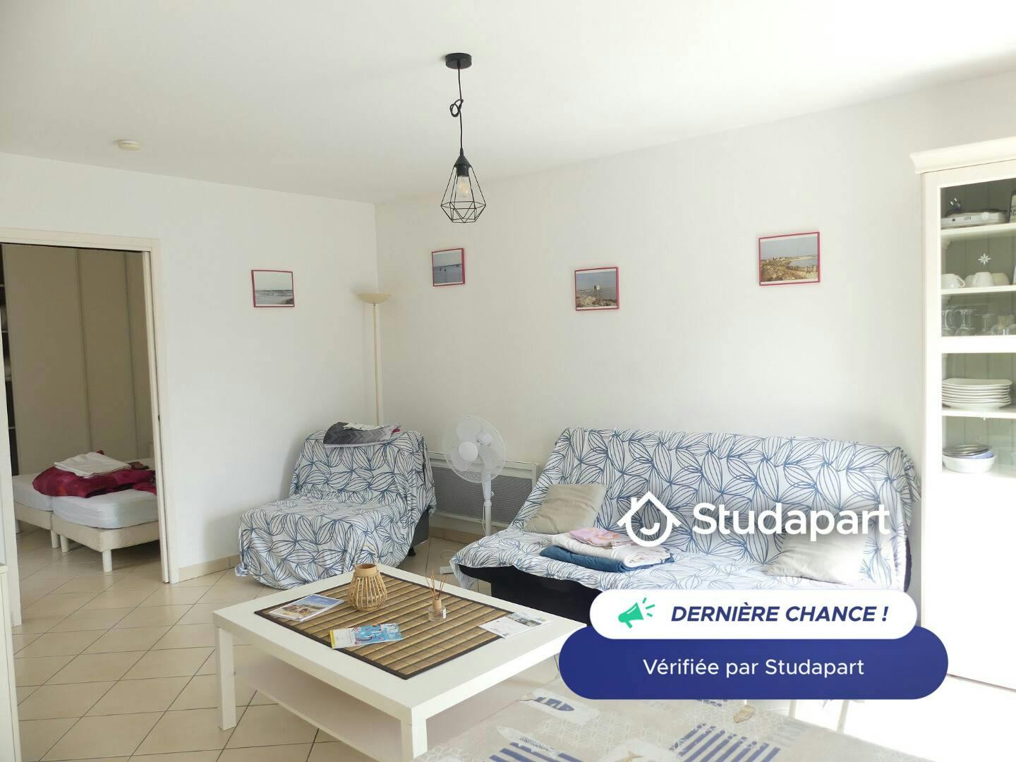 Mieszkanie do wynajęcia za 690 € miesięcznie w mieście Yves, Rue Jean Moulin