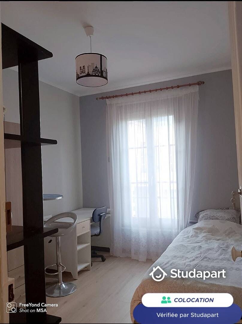 Private room for rent on Rue Paul Vaillant Couturier, Argenteuil - Widok 4