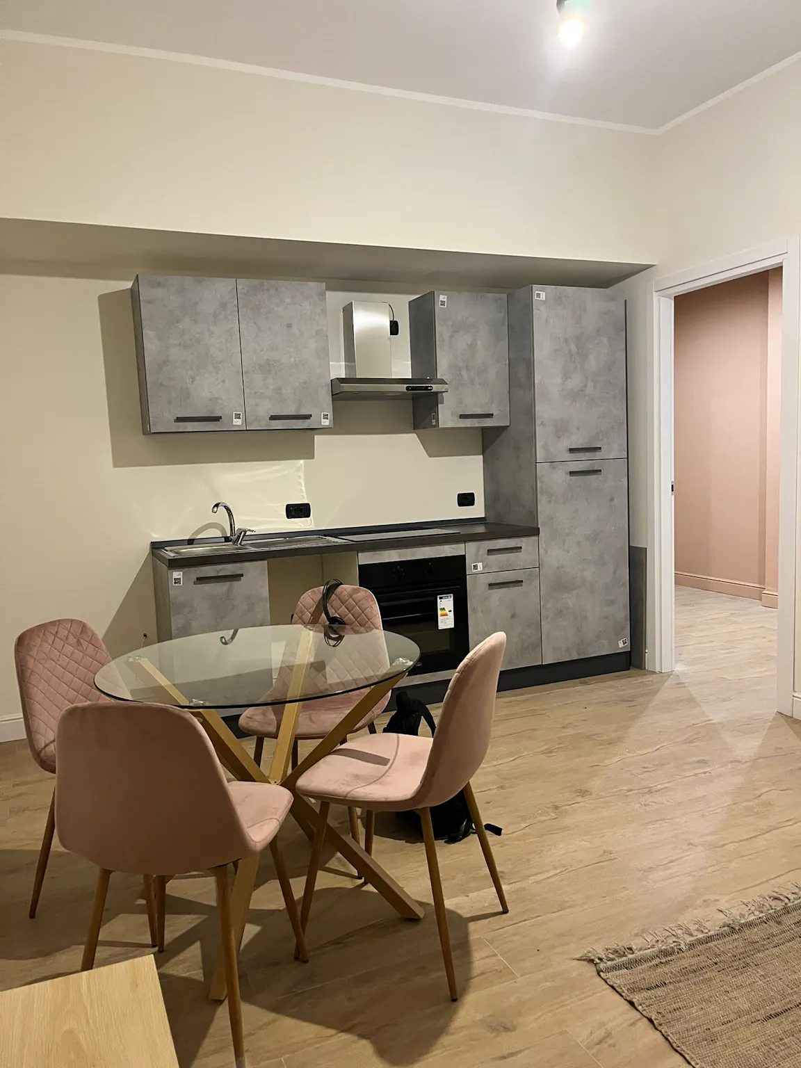 2-Bedroom Apartment in Via Giovanni Paisiello, Monza 1