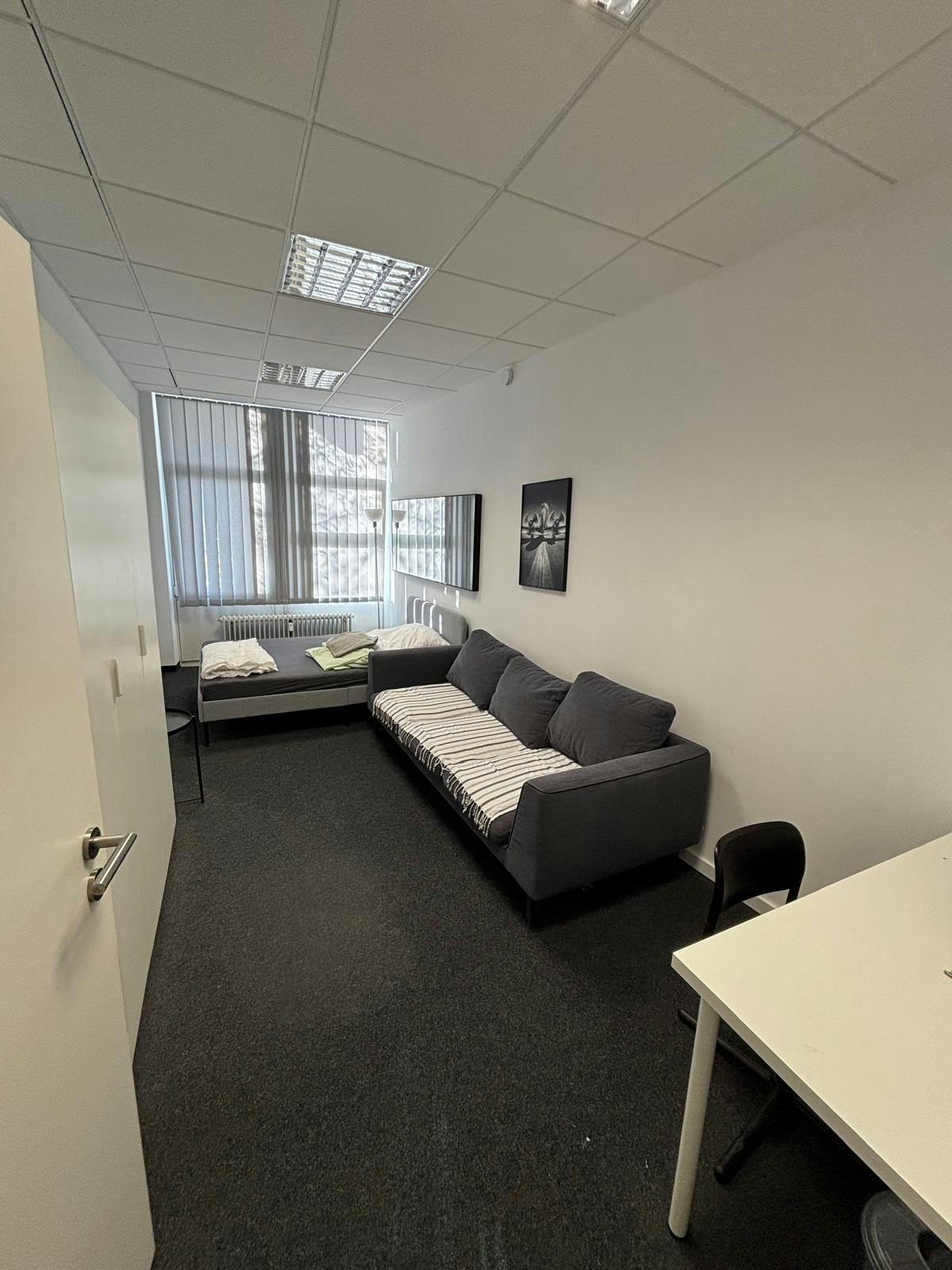 Private room for rent for €750 per month in Ottobrunn, Rosenheimer Landstraße