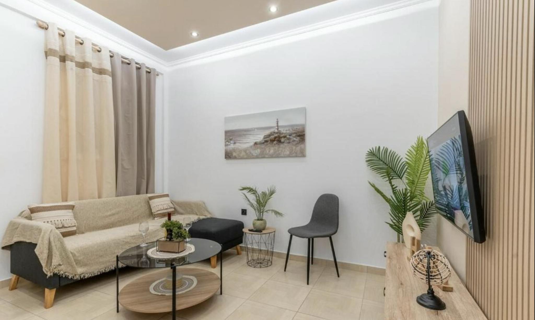 Apartment for rent for €1,100 per month in Egaleo, Minoos