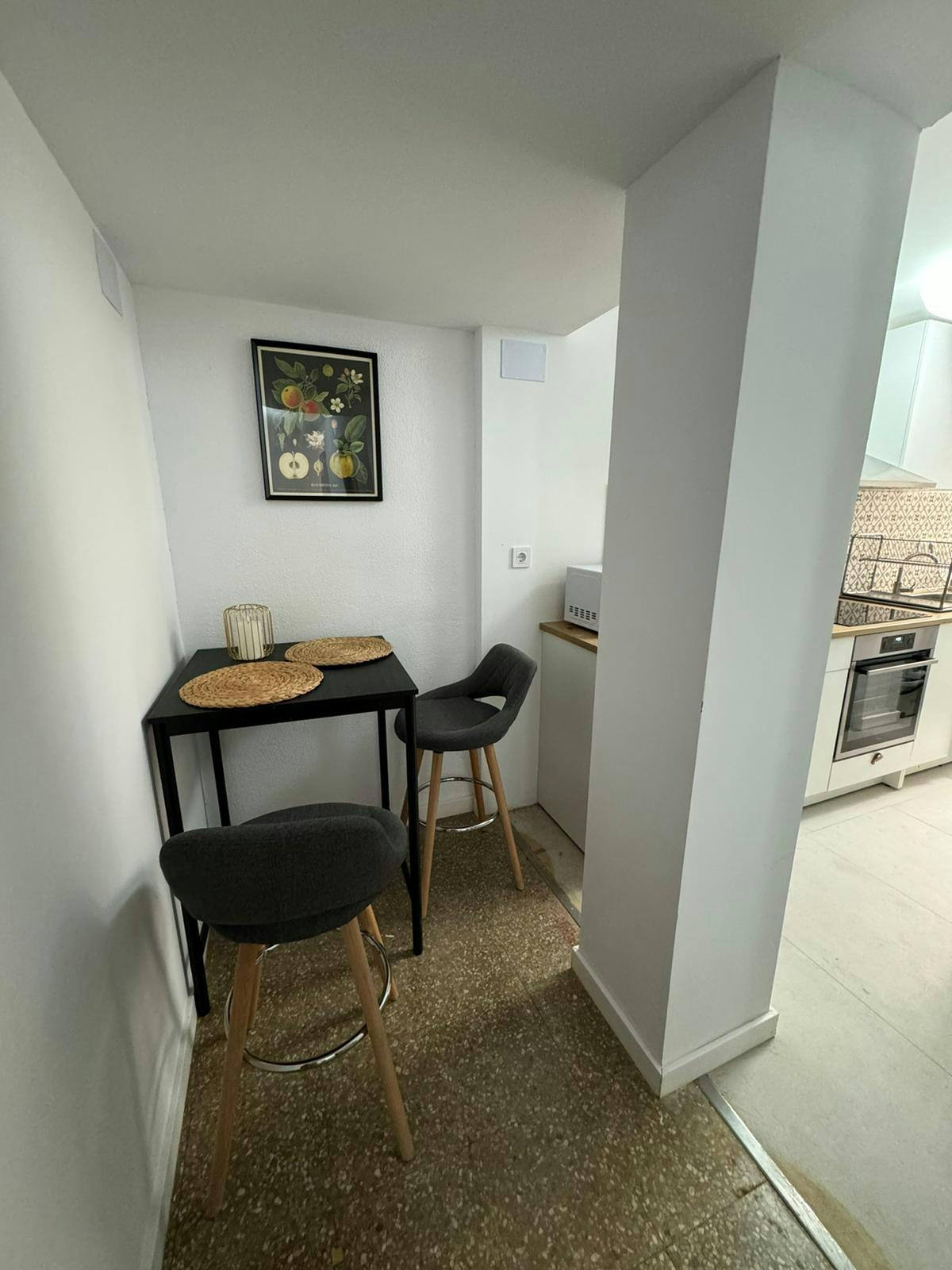 Single room Valencia, 1 bed, 6m² — photo 1