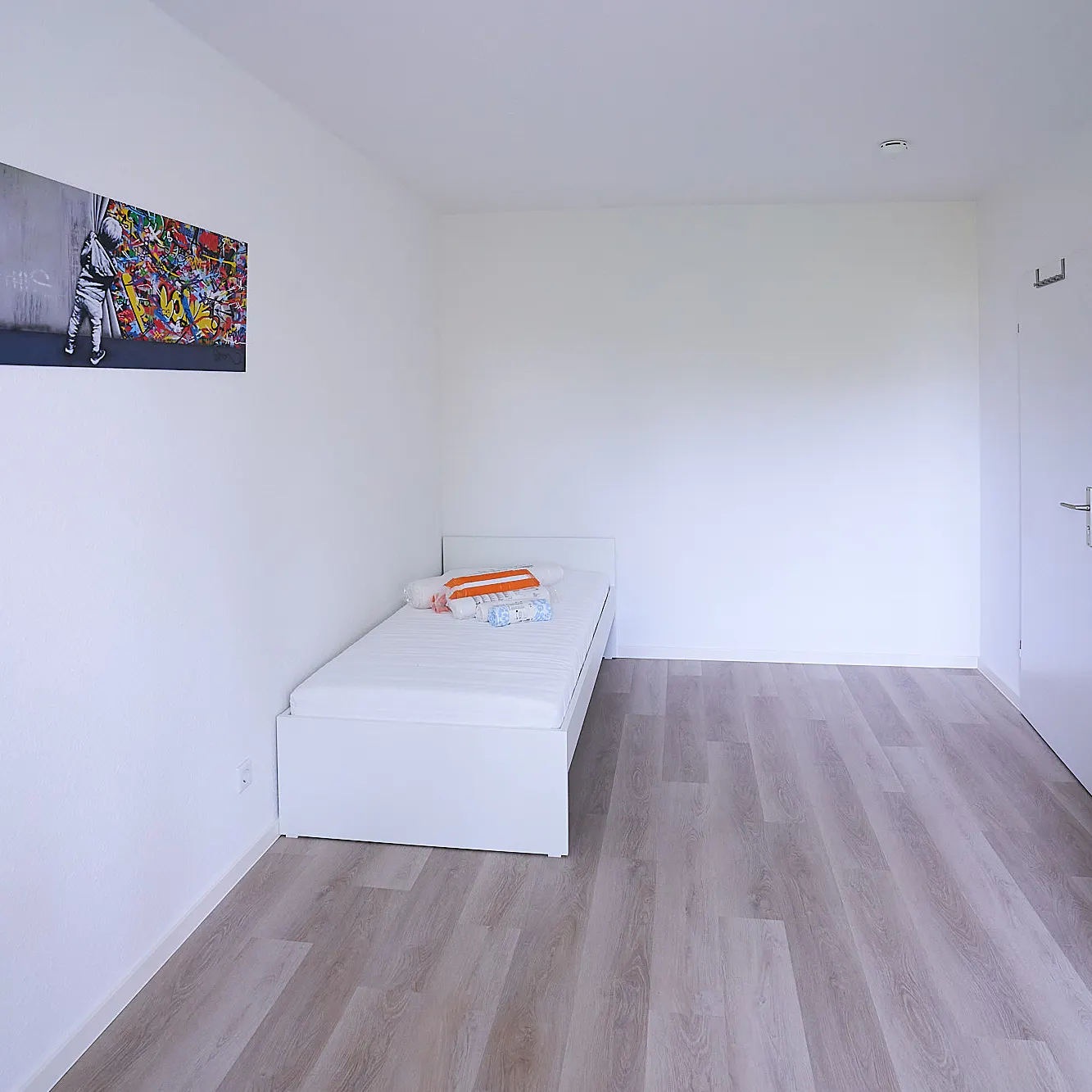 WG-Zimmer zu mieten für 619 € pro Monat in Düsseldorf, Kölner Landstraße WG-Zimmer zu mieten für 619 € pro Monat in Düsseldorf, Kölner Landstraße