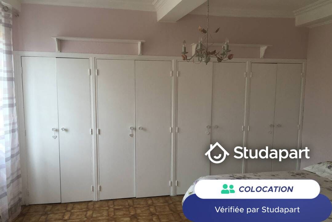 Private room for rent on Place Saint-François, Nice - Widok 5