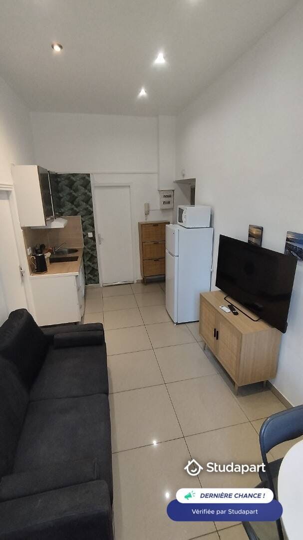 Appartement à louer pour 1 140 €/mois à Nice, Rue de Saorge