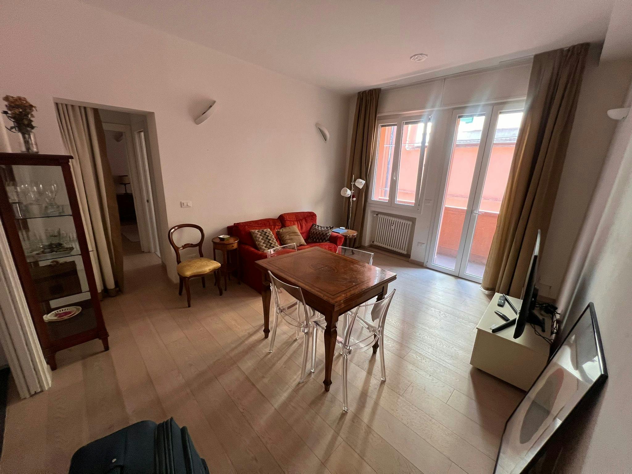 Appartamento in affitto a 2000 € al mese a Bologna, Strada Maggiore