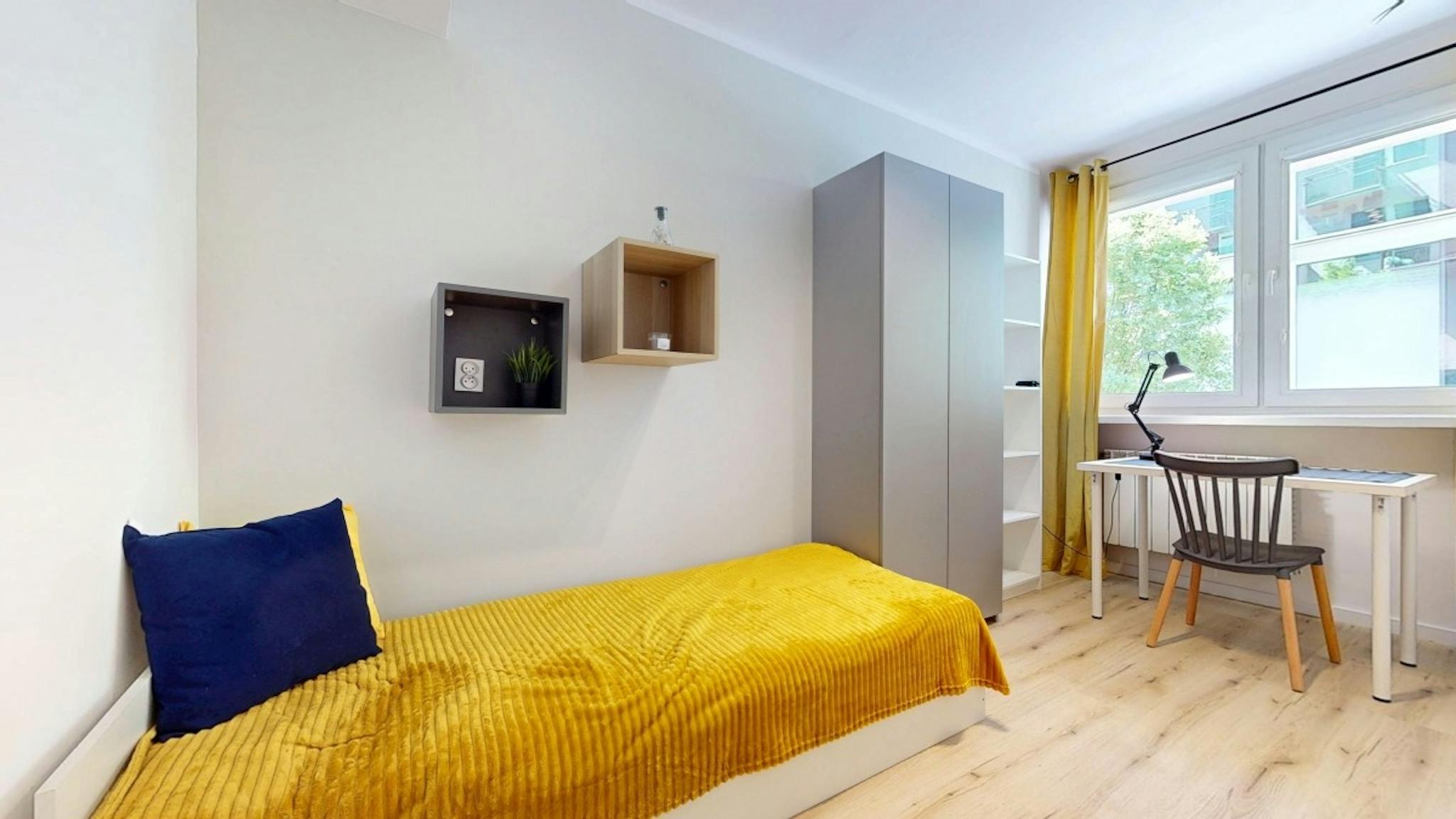 Widok, Warsaw preview