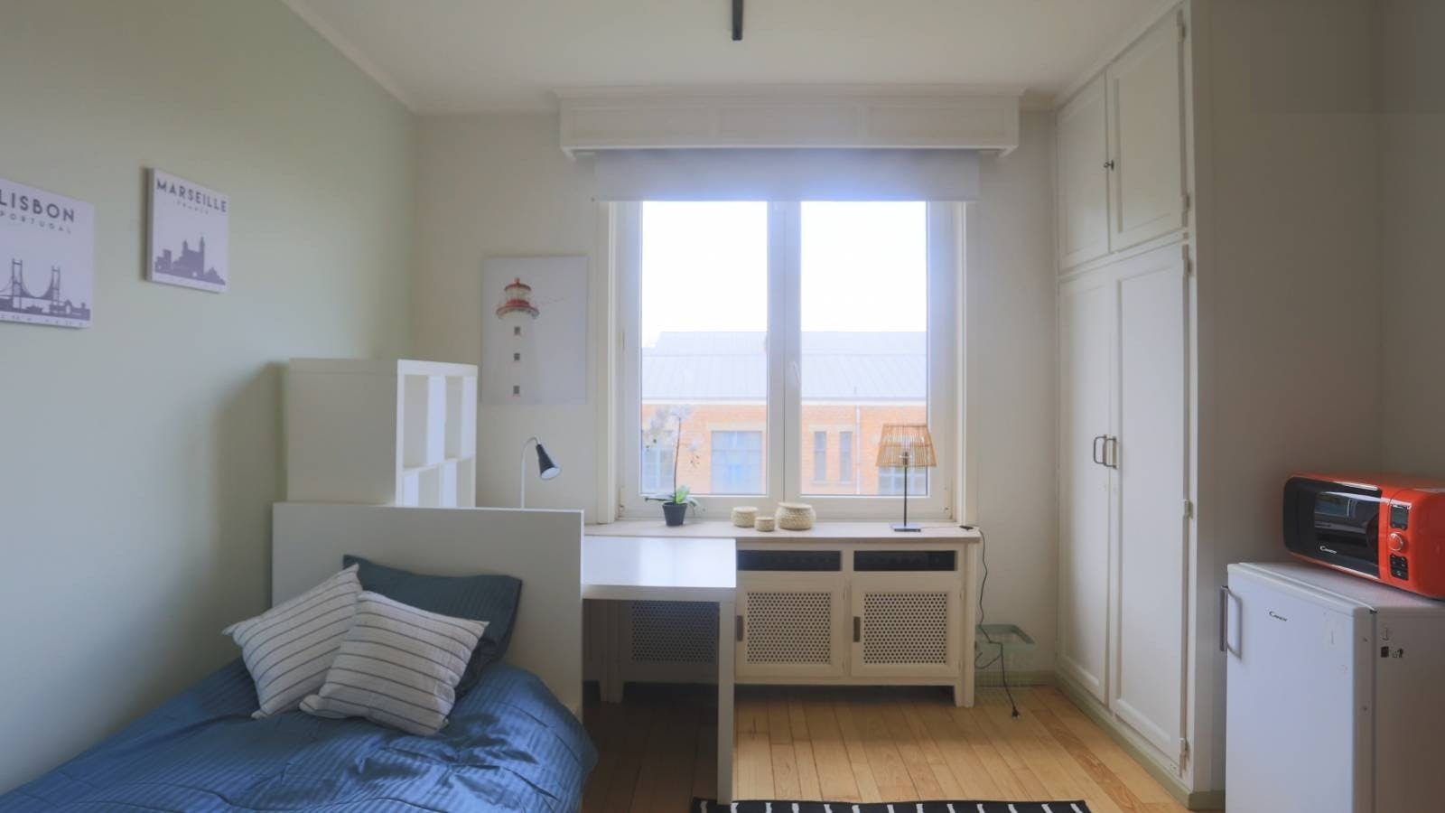 Studio for rent for €710 per month in Ixelles, Place de la Petite Suisse